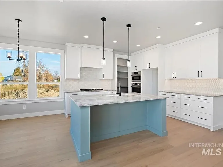 404 Hidden Mill Ct — Photo 4