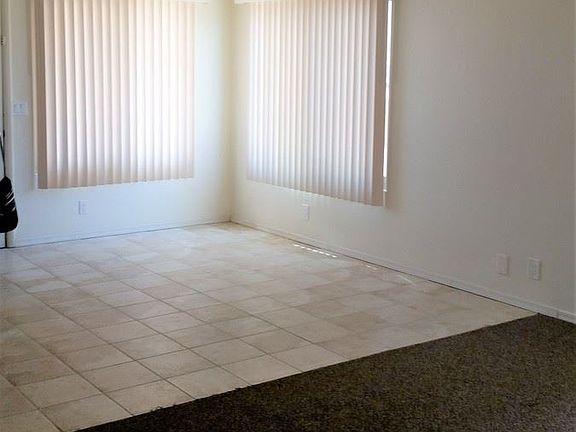 5th image of 673 Delta Dr