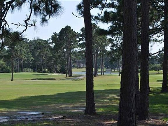3rd image of 306 Country Club Villa Dr