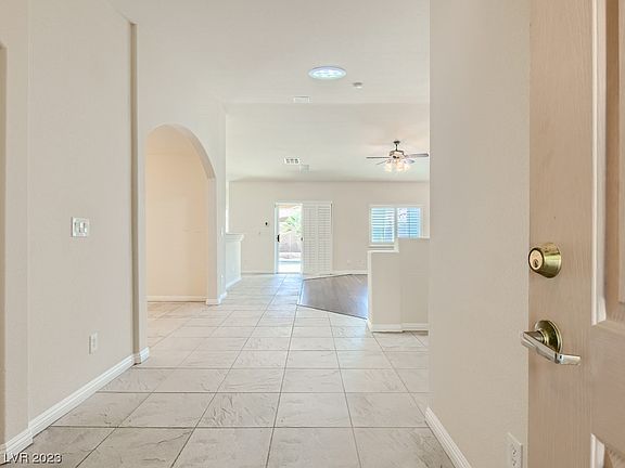 4th image of 3928 Robin Knot Ct