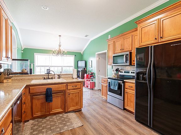 5th image of 4314 Aberdeen Dr