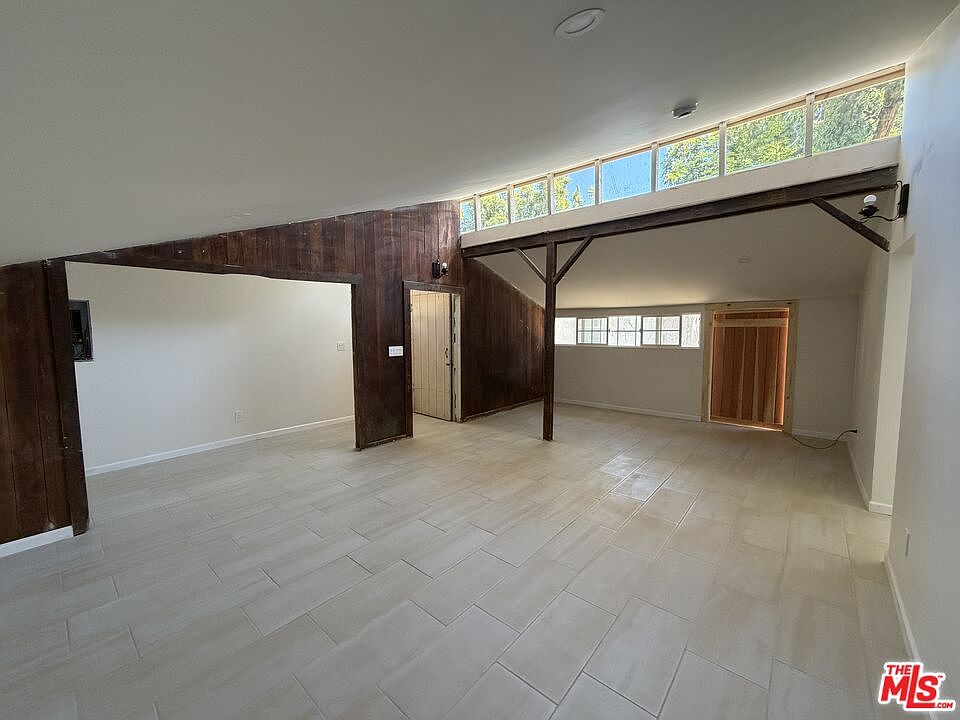 1st image of 9029 Wildwood Ave
