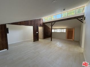 9029 Wildwood Ave, Sun Valley, CA 91352