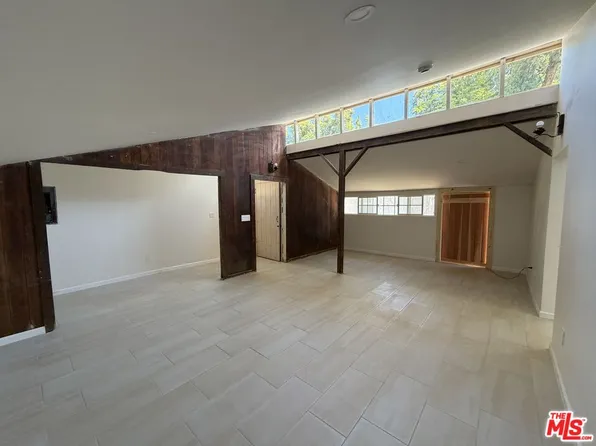 9029 Wildwood Ave, Sun Valley, CA 91352