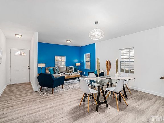 3rd image of 1003 N Hyde Park Ave