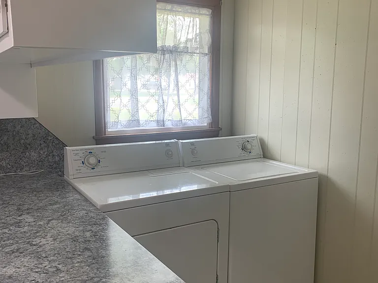 400 S Howe Rd — Photo 17