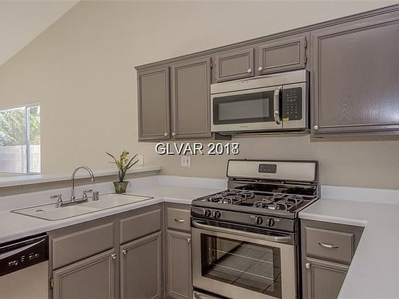 3rd image of 5304 Daywood St