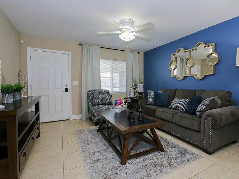 10926 N 29th Streethillsborough Country — Photo 14