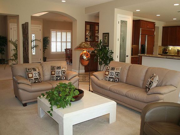 Great Entertainment Home for Entire Family