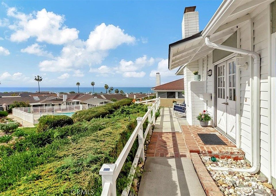 1st image of 410 Camino San Clemente