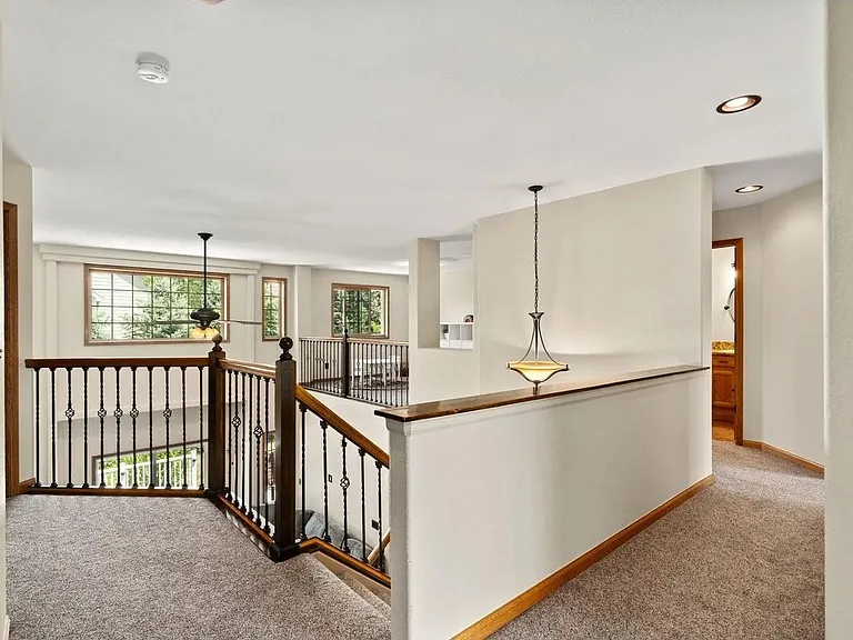 4601 Twin Peaks Dr — Photo 16