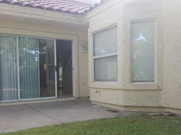 4th image of 6974 Emerald Springs Ln