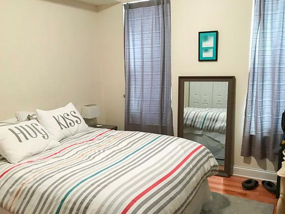 3rd image of 2104 N Damen Ave #2F