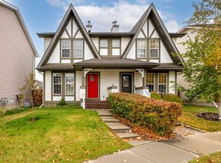 242 N Elgin Pl SE, Calgary, AB T2Z 4V8