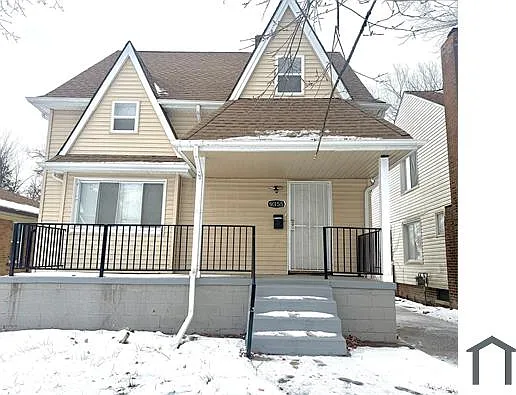 9355 Ward St — Photo 1