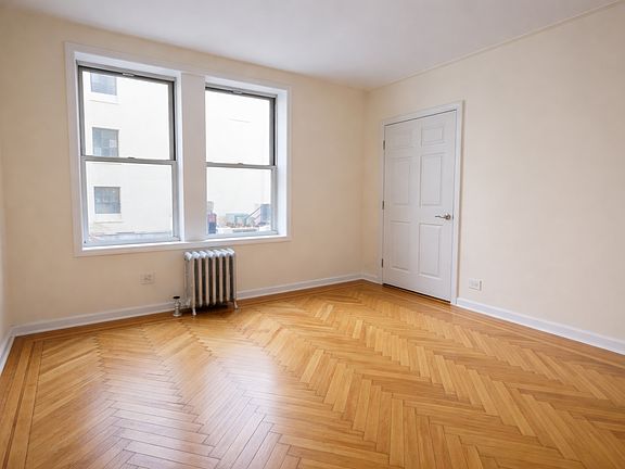 4th image of 117 W 13th St APT 56