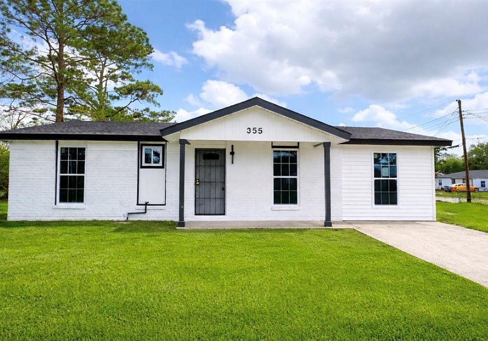 1st image of 355 Azalea Dr
