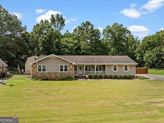 2nd image of 113 Wood Valley Dr SW