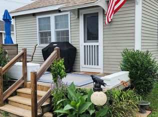 240 Cards Pond Rd #15E3, Wakefield, RI 02879