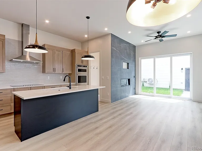 3510 N Wyandot St — Photo 17