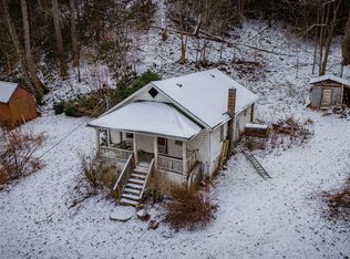 220 Whitehead Hollow Rd, Roan Mountain, TN 37687