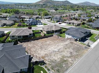 2449 Woods Dr, Richland, WA 99352