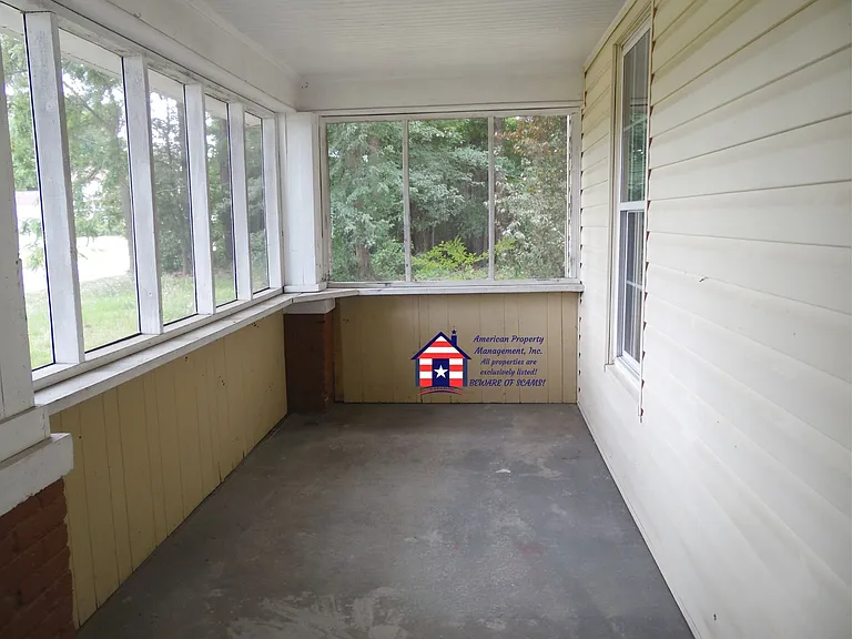 4707 Wayne Memorial Dr — Photo 3