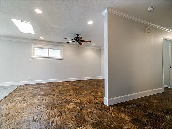 4th image of 13806 Birchlawn Dr