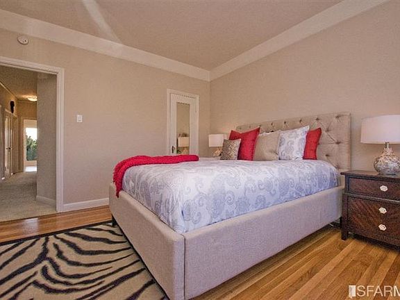 4th image of 542 Vermont St #542