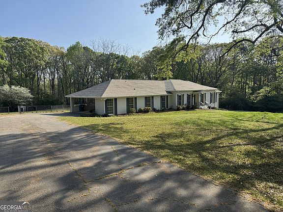 2nd image of 1281 Lavista Rd