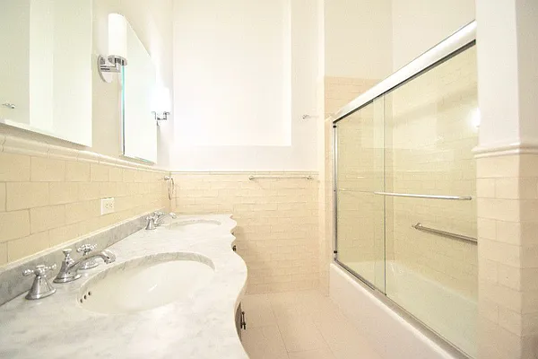 Rented by Sovereign Associates | media 33