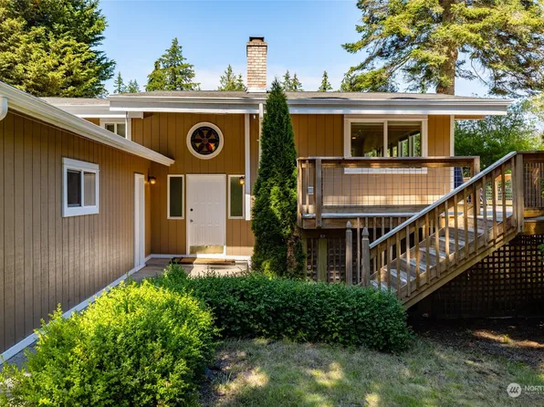 381 Snohomish Drive, La Conner, WA 98257