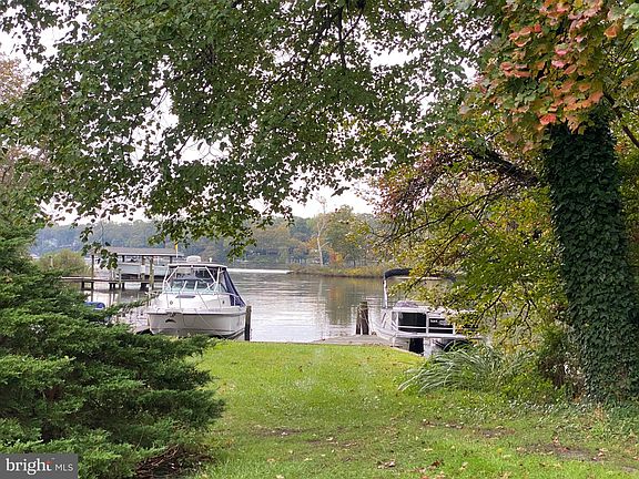 4th image of 531 Lakeview Cir