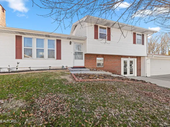 304 Alder Ct, Oliver Springs, TN 37840