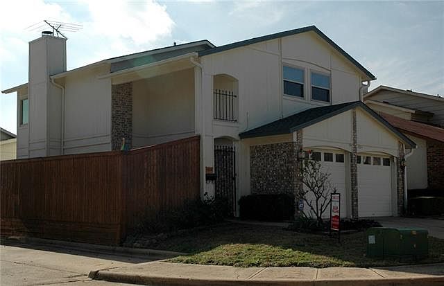 1st image of 2924 Canis Cir