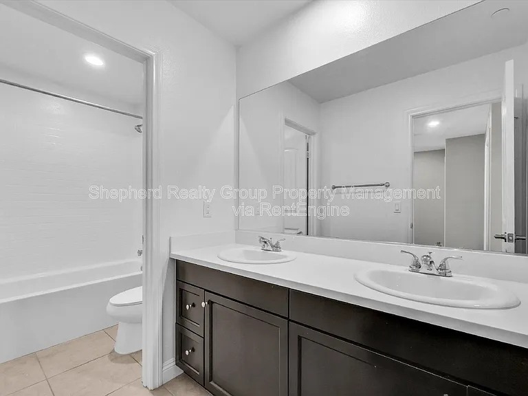 12167 Chutes Ct — Photo 15