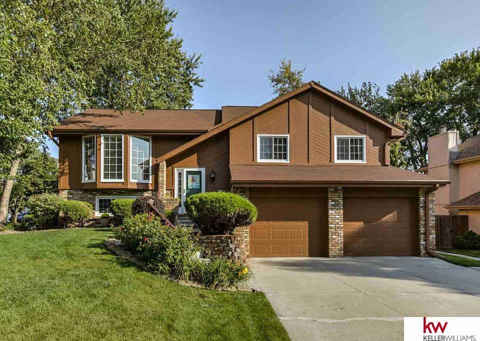 1st image of 802 Redwood Ln