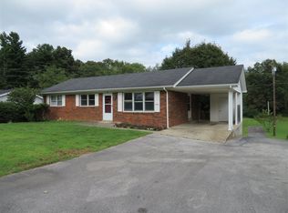 140 Hunting Trail Rd, Munfordville, KY 42765