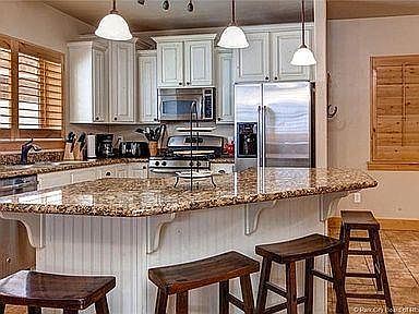 4th image of 5501 Lillehammer Ln
