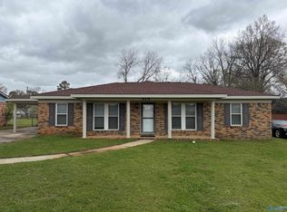 315 Hillside Rd, Decatur, AL 35601