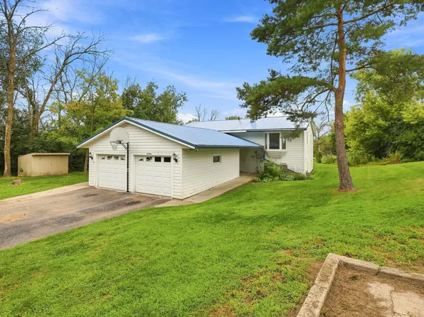 20046 Hillside Dr, Rogers, MN 55374