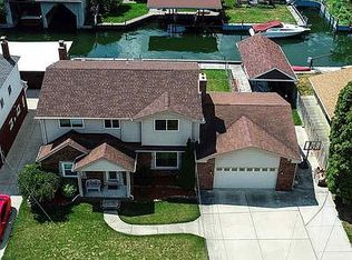 22544 Lange St, Saint Clair Shores, MI 48080