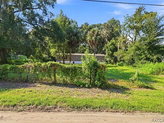 3rd image of 7404 W Cheryl Ct