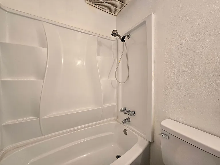 1305 Quail Cir #A — Photo 17
