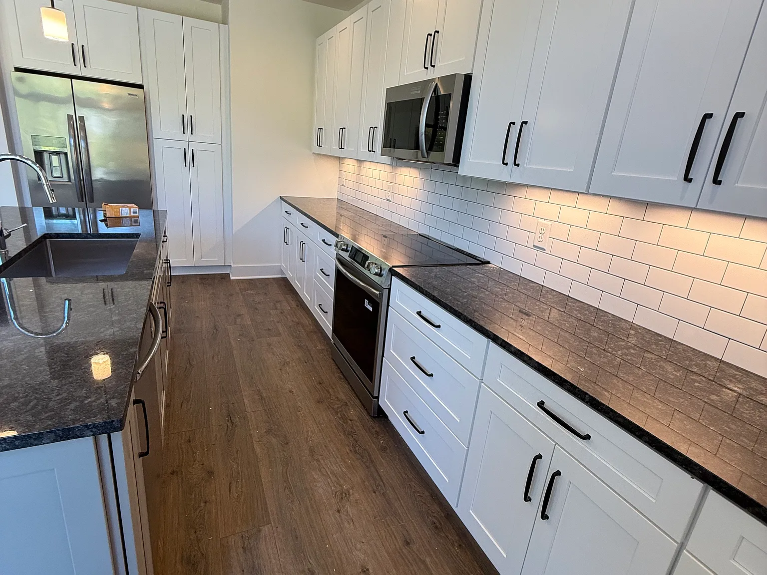 1 bed, $1,875 — Photo 2