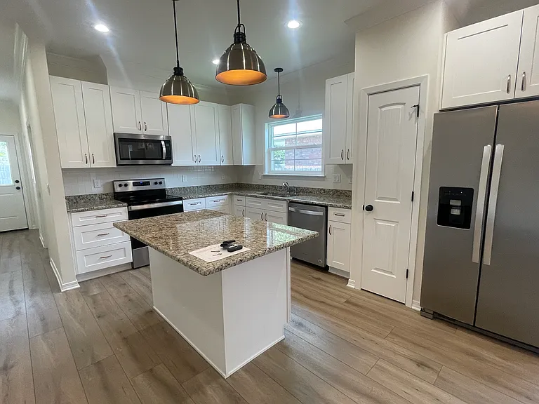 1578 Hickory St — Photo 10