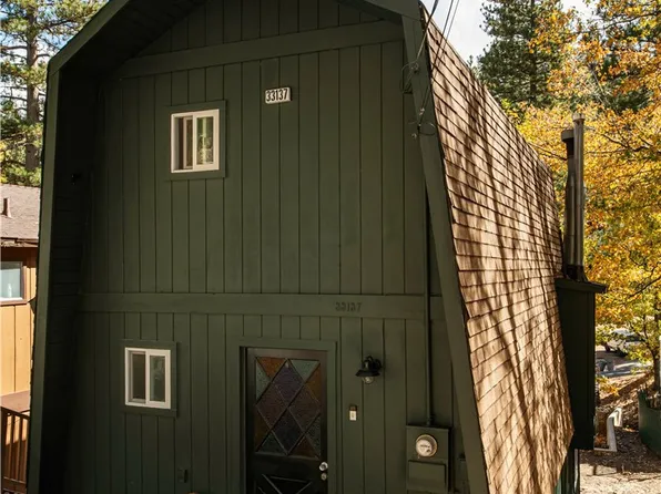 33137 Arrowbear Dr, Arrowbear Lake, CA 92382