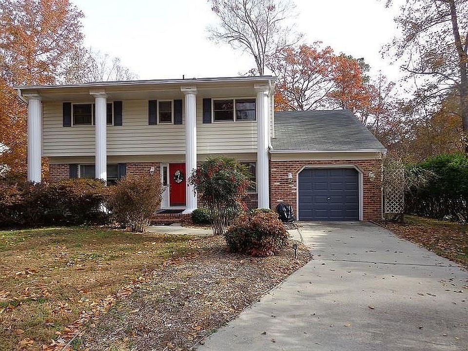 1st image of 918 Etna Dr