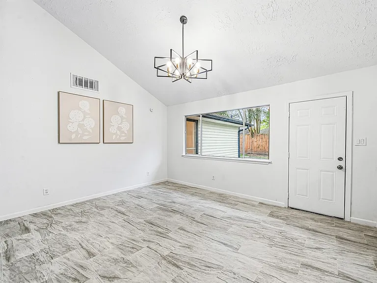 13118 Birch Grove Dr — Photo 10