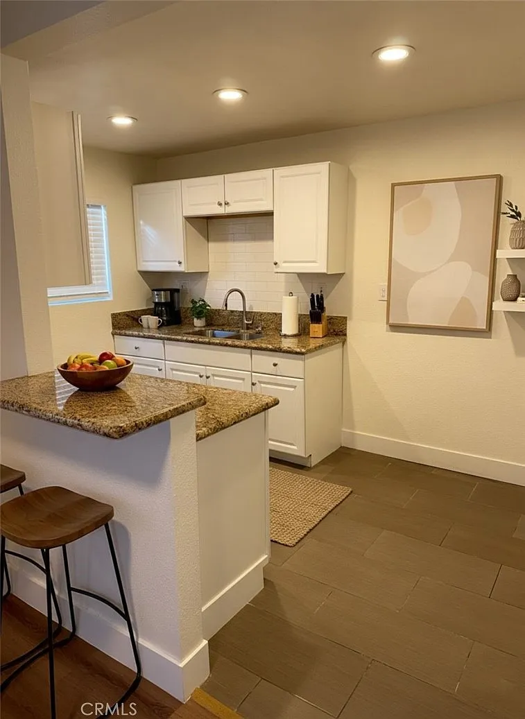 2 bed, 1.5 bath, 1164 sqft, $2,350 — Photo 3